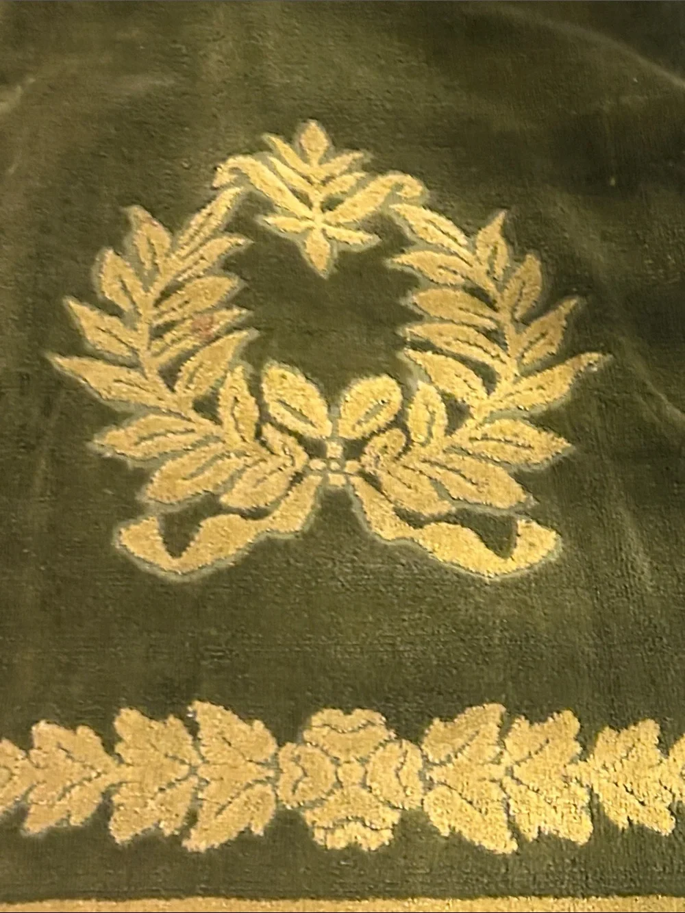 Wamsutta wreath pattern